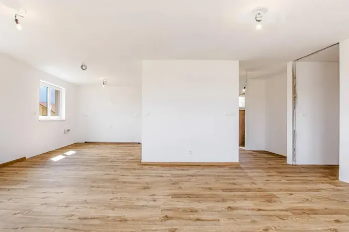 Prodej rodinného domu, Ostrovec, 107 m2