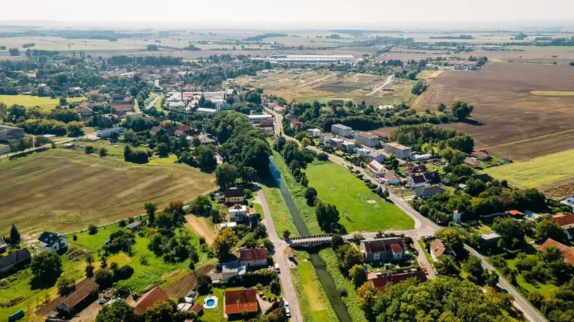 Prodej pozemku pro bydlení, Dašice, Pod Lipami, 1057 m2