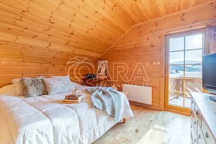 Prodej rodinného domu, Loučná pod Klínovcem, 195 m2