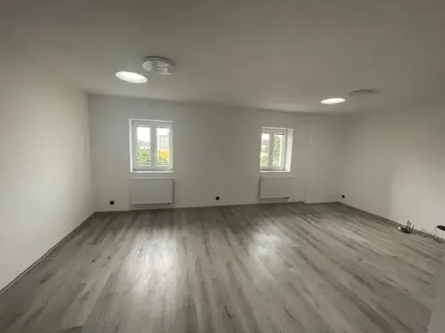 Dražba bytu 3+kk, Broumov, Husova, 100 m2