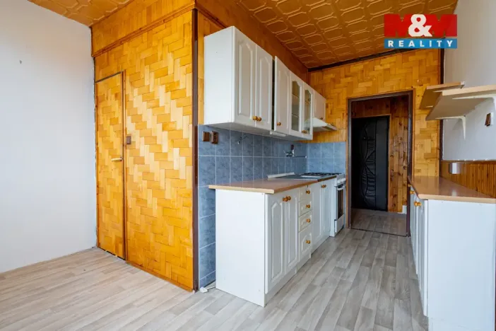 Prodej bytu 2+1, Jindřichův Hradec, sídliště Vajgar, 56 m2