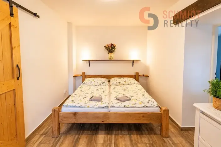 Prodej rodinného domu, Bavory, 323 m2