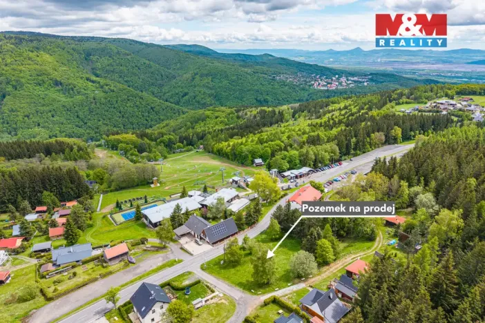 Prodej komerčního pozemku, Klíny - Rašov, 1541 m2