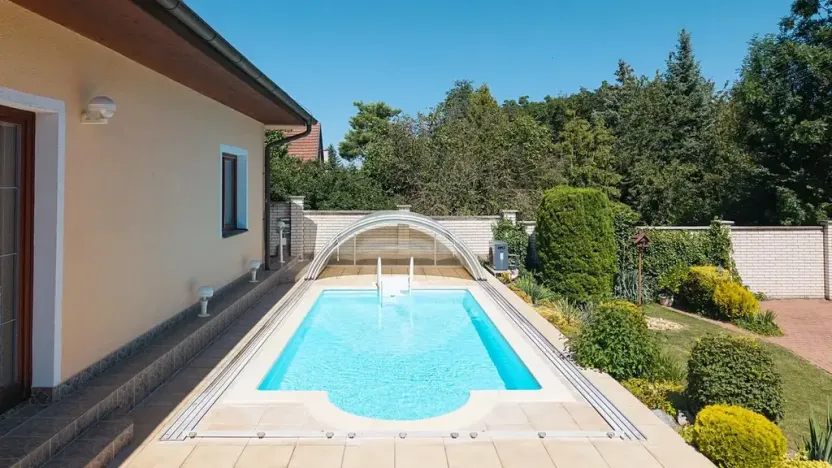 Pronájem rodinného domu, Horoměřice, 350 m2