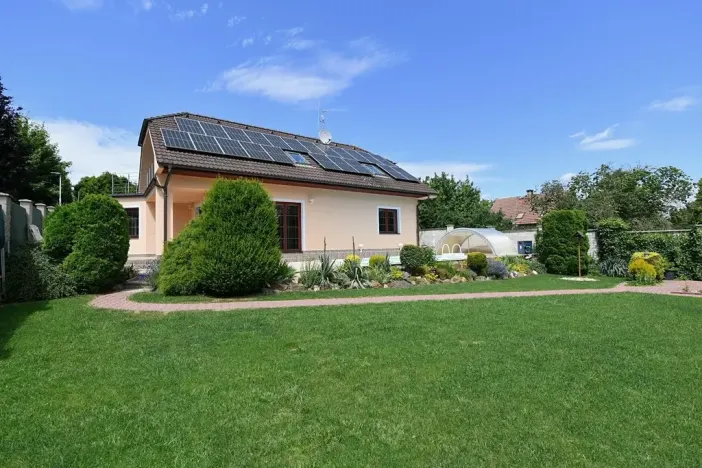 Pronájem rodinného domu, Horoměřice, 350 m2