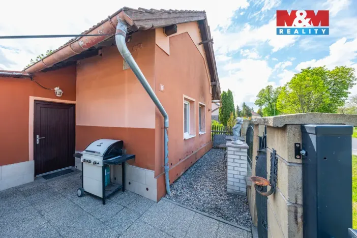 Prodej rodinného domu, Bobnice, Průběžná, 108 m2