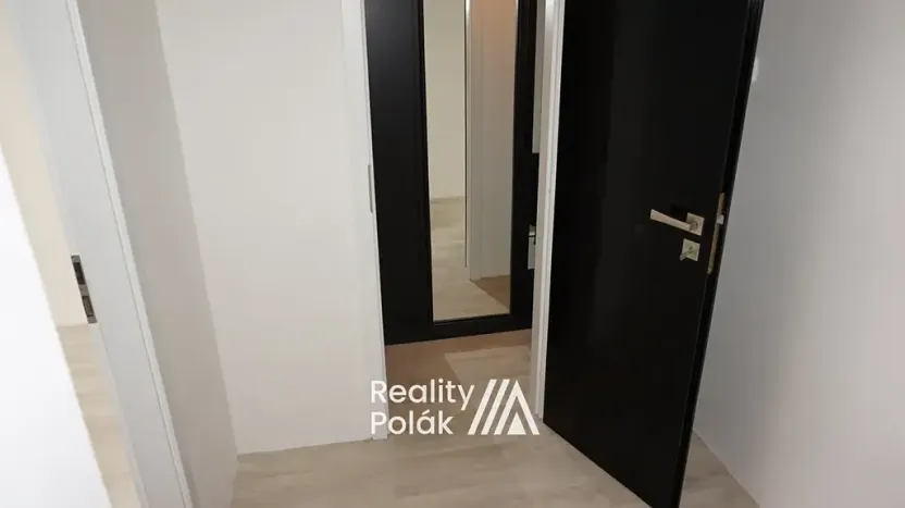 Pronájem bytu 2+kk, Liberec, Burianova, 43 m2