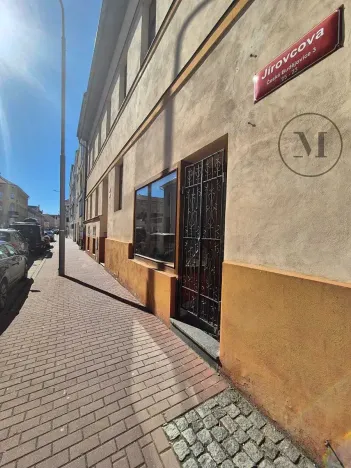Pronájem bytu 1+kk, České Budějovice, Jírovcova, 30 m2