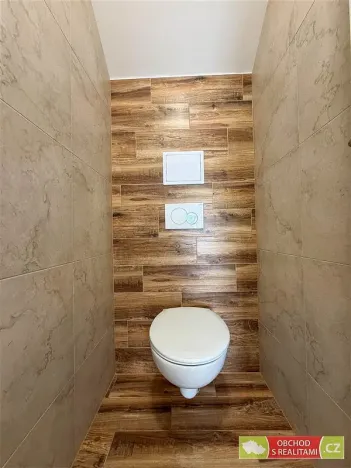 Pronájem bytu 2+kk, Heřmanův Městec, Masarykovo náměstí, 66 m2