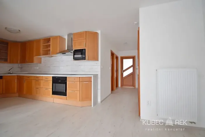 Pronájem bytu 4+kk, Sezimovo Ústí, Lužnická, 90 m2
