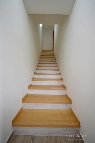 Pronájem bytu 4+kk, Sezimovo Ústí, Lužnická, 90 m2