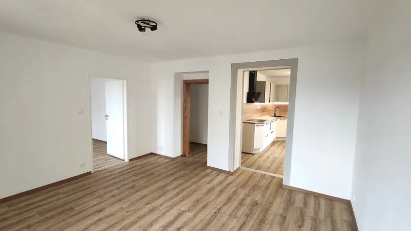 Pronájem bytu 2+1, Strakonice - Strakonice I, Husova, 61 m2