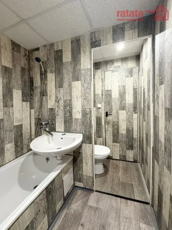 Pronájem bytu 2+1, Chomutov, Březenecká, 58 m2