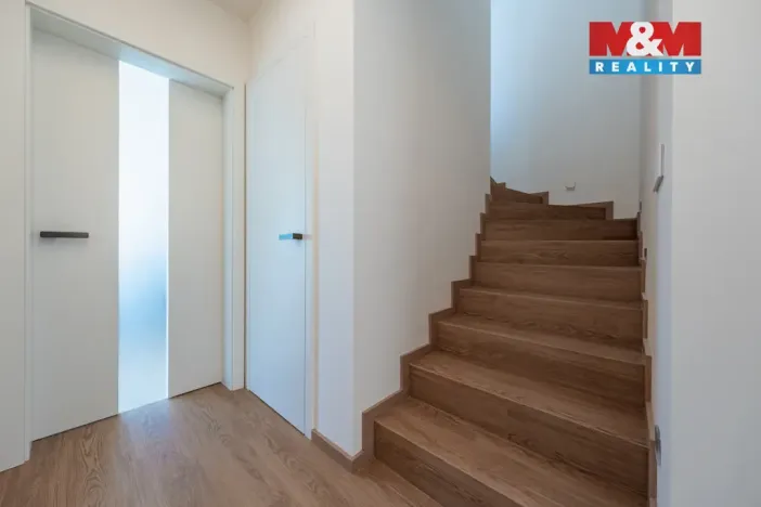 Prodej rodinného domu, Velké Popovice, Husova, 201 m2