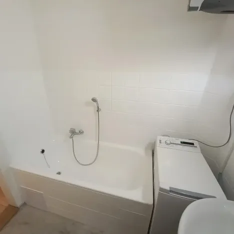 Pronájem bytu 2+kk, Praha - Bubeneč, Raisova, 41 m2