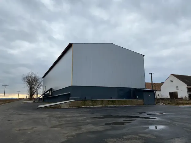 Pronájem skladu, Cheb, 1126 m2