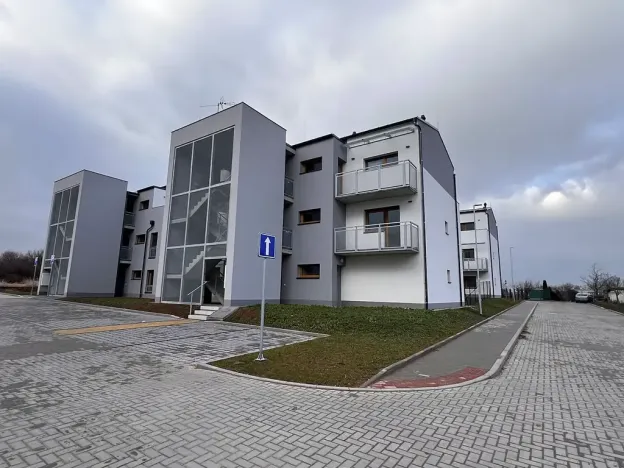 Pronájem bytu 2+kk, Znojmo, Třešňová, 53 m2
