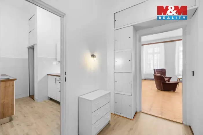 Pronájem bytu 2+1, Praha - Nové Město, Růžová, 60 m2