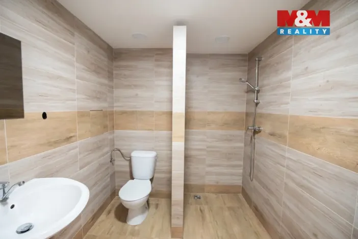 Pronájem bytu 1+1, Hradec Králové - Pražské Předměstí, Vocelova, 36 m2