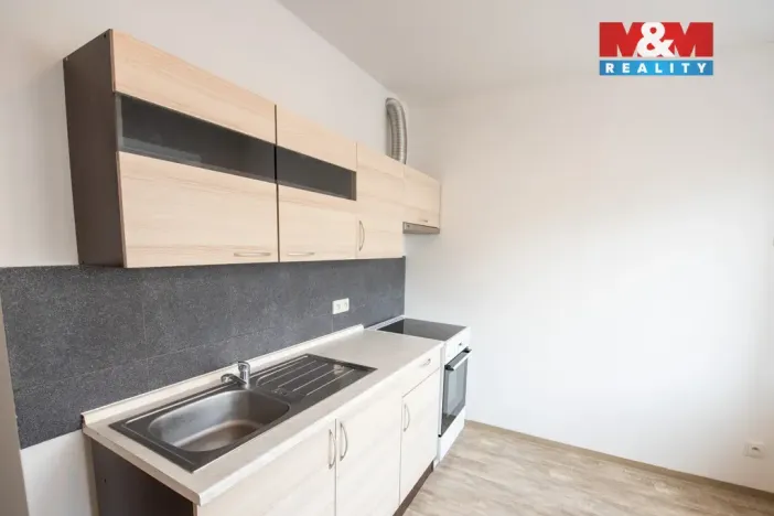 Pronájem bytu 1+1, Hradec Králové - Pražské Předměstí, Vocelova, 36 m2