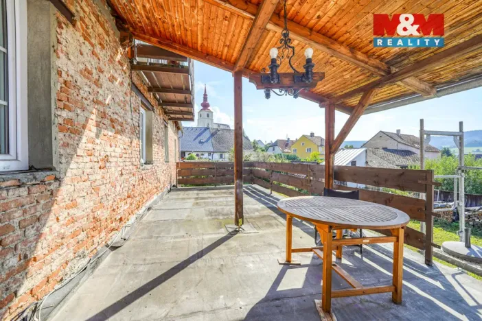 Prodej rodinného domu, Strážov, 359 m2