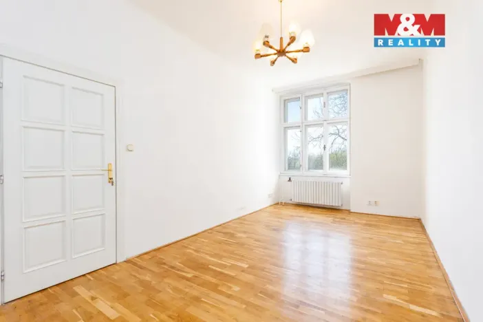 Prodej atypického bytu, Orlová - Město, Fr. Palackého, 140 m2