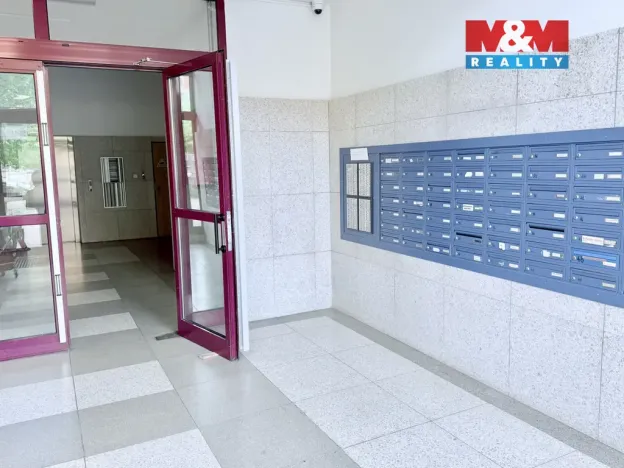 Prodej bytu 2+kk, Praha - Hlubočepy, Trnkovo náměstí, 45 m2