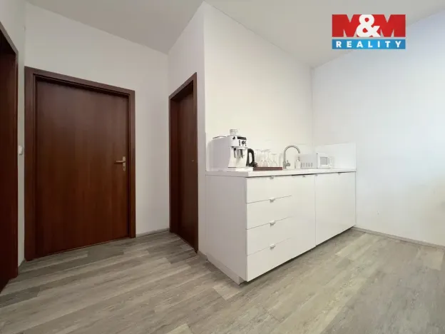 Pronájem kanceláře, Prostějov, nám. Spojenců, 83 m2