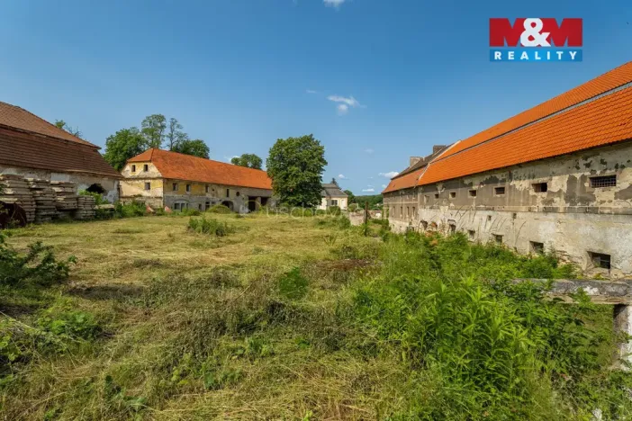 Prodej komerčního pozemku, Zvoleněves, 18484 m2