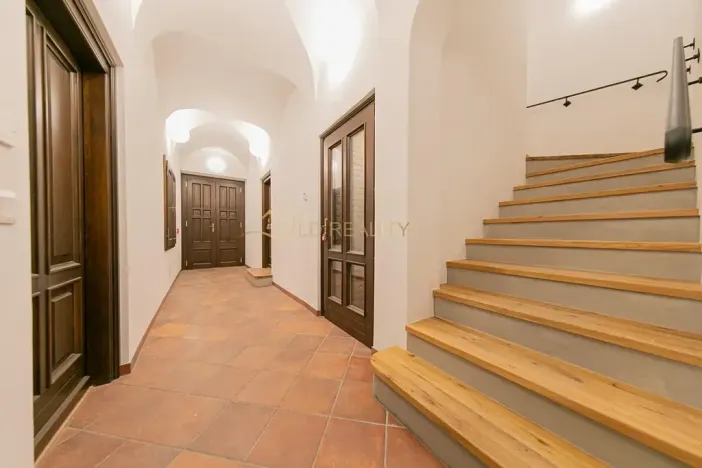 Pronájem bytu 1+1, Olomouc, Šemberova, 30 m2