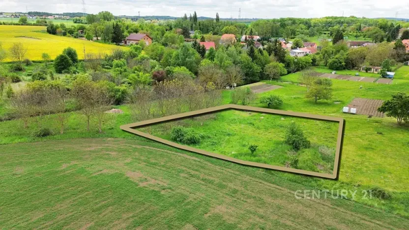 Prodej komerčního pozemku, Mratín, 1463 m2