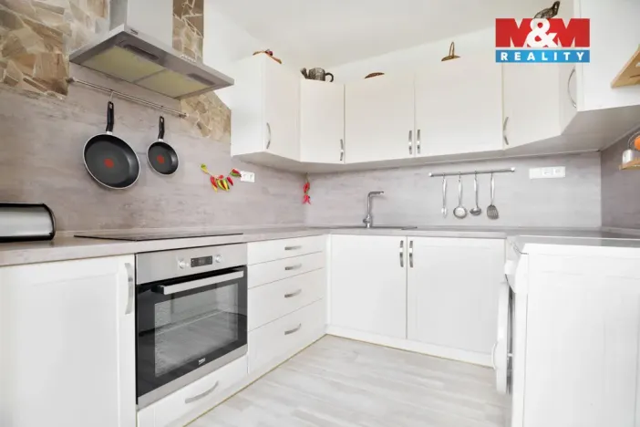Prodej bytu 3+kk, Kladno - Kročehlavy, Švýcarská, 68 m2