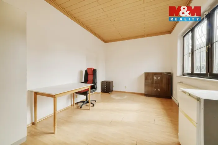Pronájem kanceláře, Trstěnice, 120 m2