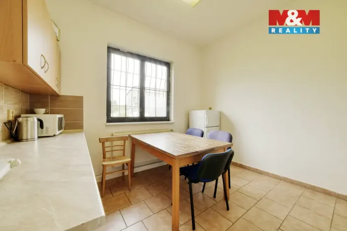 Pronájem kanceláře, Trstěnice, 120 m2