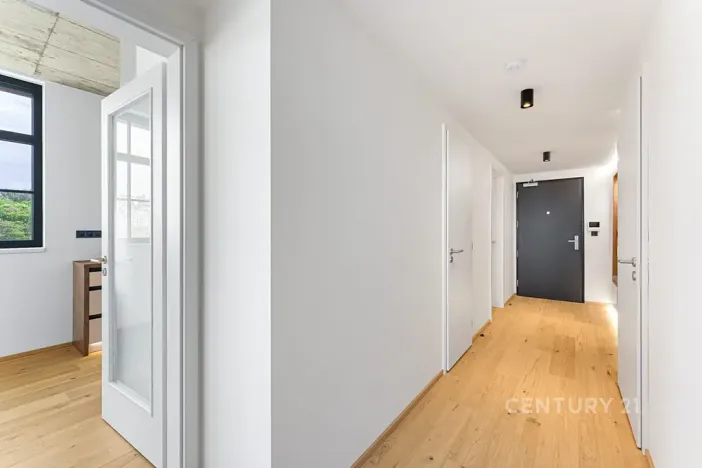Pronájem bytu 3+kk, Praha - Vysočany, Kolbenova, 64 m2
