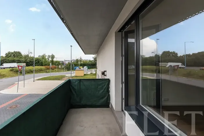 Pronájem bytu 1+kk, Praha - Vysočany, Smržových, 33 m2