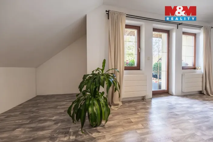 Prodej rodinného domu, Hřiměždice, 325 m2