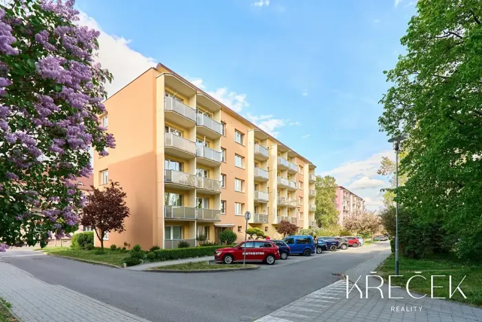 Pronájem bytu 2+kk, Třebíč, Demlova, 52 m2