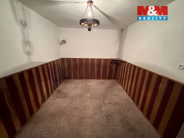 Prodej vinného sklepa, Velké Bílovice, 200 m2