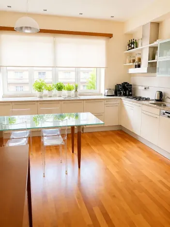 Prodej bytu 5+1, Praha - Bubeneč, 220 m2