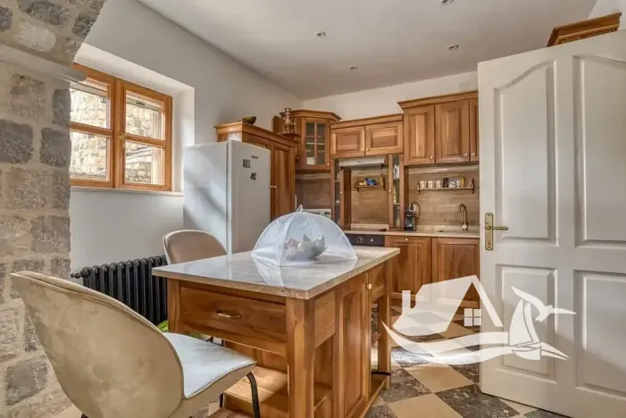 Prodej vily, Rijeka Reževići, Černá Hora, 400 m2