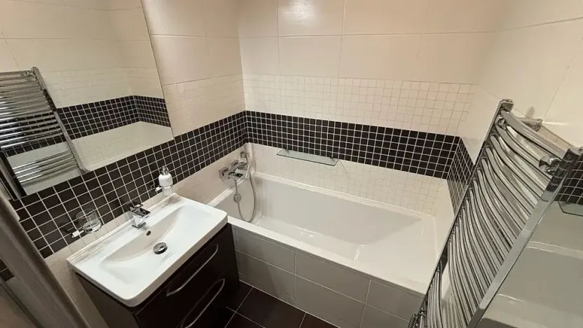 Prodej bytu 2+1, Třinec, Lidická, 54 m2