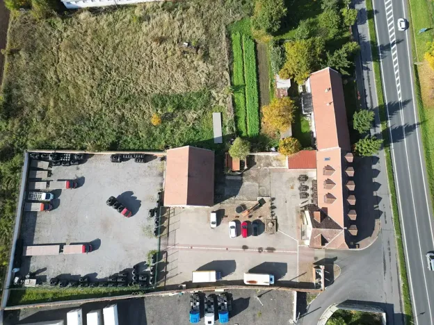 Prodej obchodního prostoru, Břežany I, 590 m2