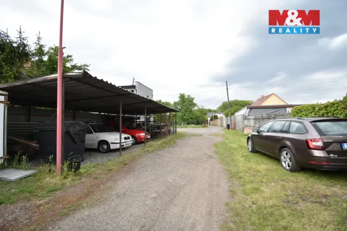 Prodej komerční nemovitosti, Libiš, 300 m2