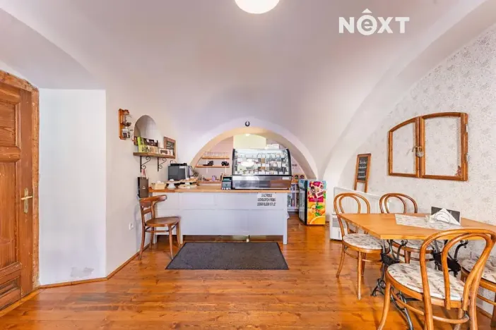 Prodej podílu restaurace, Štíty, nám. Míru, 59 m2