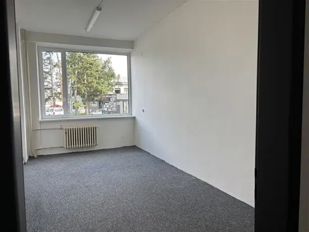Pronájem kanceláře, Brno, Hněvkovského, 127 m2