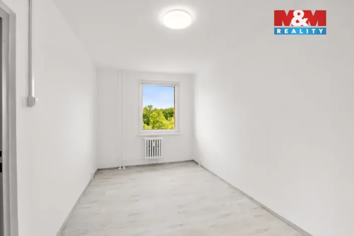 Prodej bytu 3+1, Praha - Troja, Lublinská, 70 m2