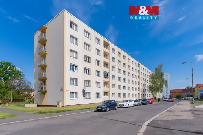 Prodej bytu 3+1, Cheb, U Stadionu, 75 m2