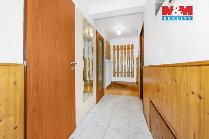 Prodej rodinného domu, Praha - Sobín, Ke Břvům, 172 m2