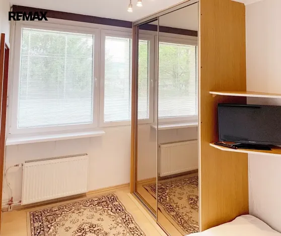 Pronájem bytu 2+kk, Praha - Motol, Weberova, 39 m2
